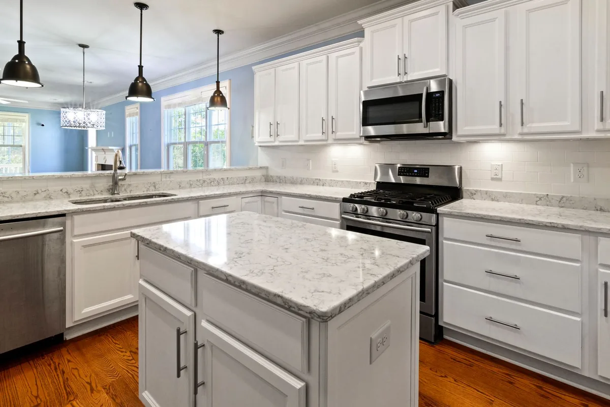 Filth & Squalor Cleanup in Essex Village, CT